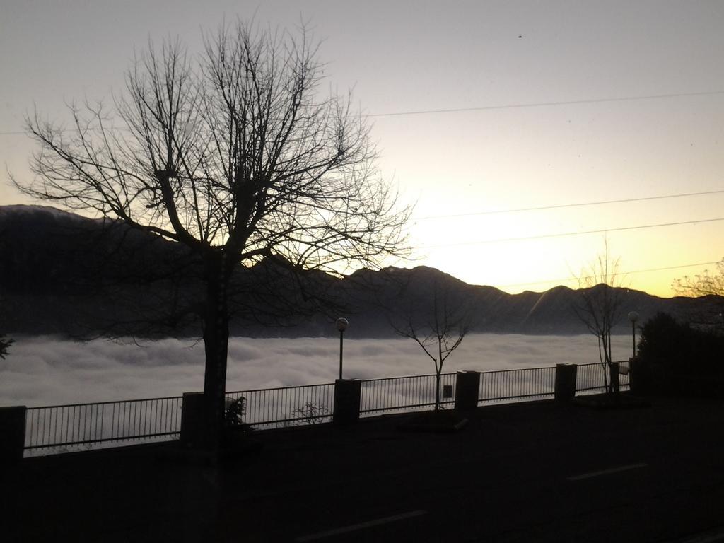 Hotel Poggio D'Oro Riva di Solto Kültér fotó