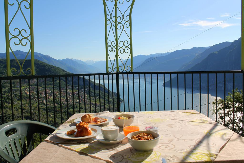 Hotel Poggio D'Oro Riva di Solto Kültér fotó